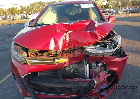 2020 Chevrolet Trax Awd Lt z USA, uszkodzony, nr VIN 3GNCJPSB7LL194512